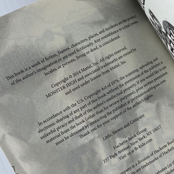 Monster High Freaky Fusion Junior Novel 2014 Paperback Book - Picture 8 of 11